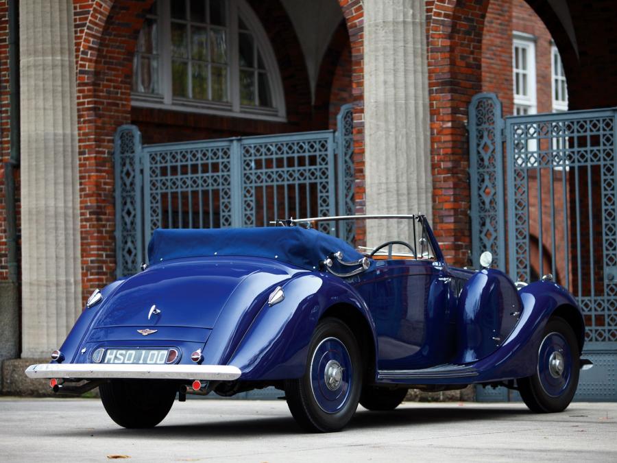  Lagonda V12 Rapide Drophead Coupe 1938 года  (фото 10 из 33)